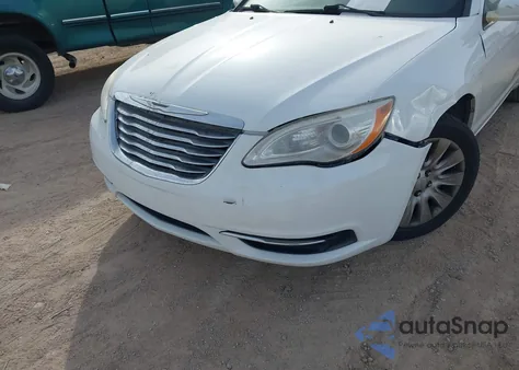 2013 Chrysler 200 Lx из США, поврежденный, VIN 1C3CCBAB1DN647164